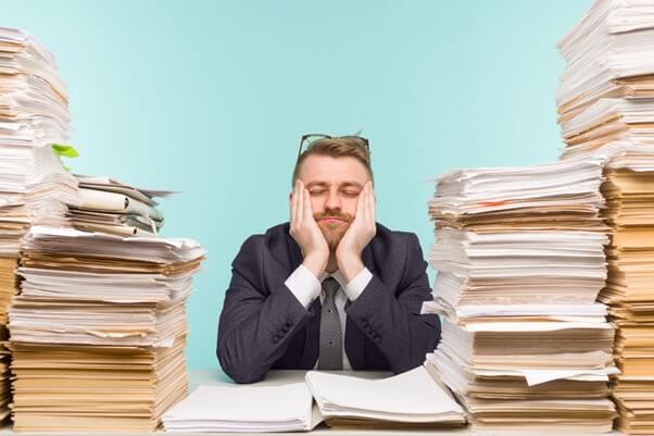 経理が難しい理由とは?経理業務の課題や解決方法も詳しく解説! 経理が難しい理由とは?経理業務の課題や解決方法も詳しく解説!