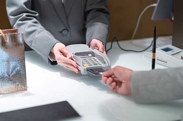 カード決済の返金処理はどのように行うの？処理の流れと返金タイミングを解説！