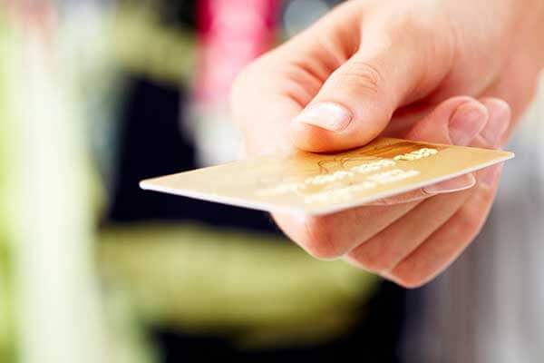 クレジットカード決済をスマホで!?　「スマホ決済」とは