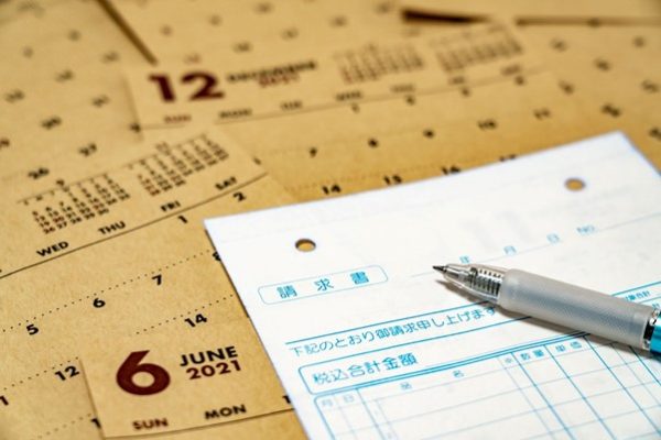 エクセルでの売掛金管理を解説！エクセル管理の課題や自動化する方法も紹介！
