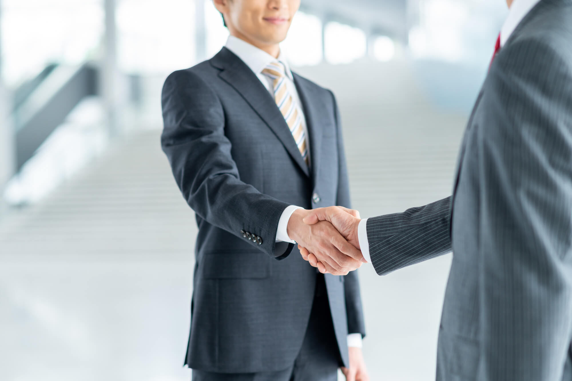 アウトソーシングと外注の違いを徹底解説!あなたは人に説明できますか? アウトソーシングと外注の違いを徹底解説!あなたは人に説明できますか?