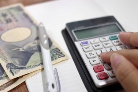 立替金の基礎知識を解説!消込処理や効率化する方法も! 立替金の基礎知識を解説!消込処理や効率化する方法も!